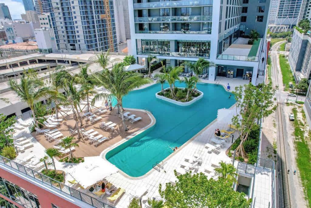 Appartement Great Pool Gym & Views *